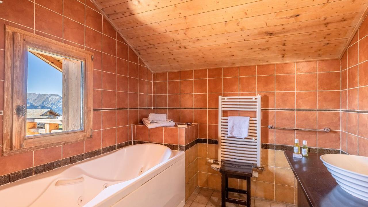 Madame Vacances Les Chalets De L'Altiport Alpe d'Huez Екстер'єр фото
