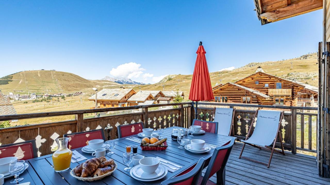 Madame Vacances Les Chalets De L'Altiport Alpe d'Huez Екстер'єр фото