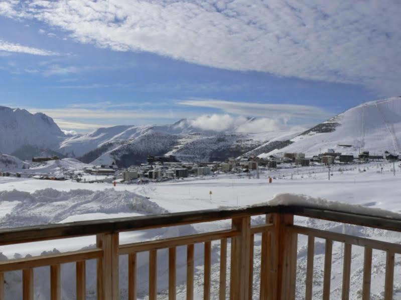 Madame Vacances Les Chalets De L'Altiport Alpe d'Huez Екстер'єр фото