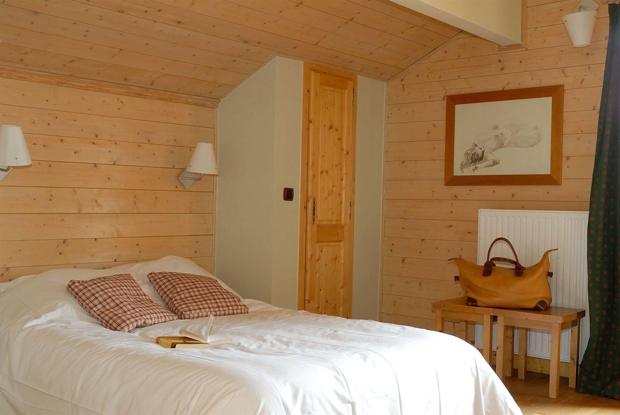 Madame Vacances Les Chalets De L'Altiport Alpe d'Huez Екстер'єр фото